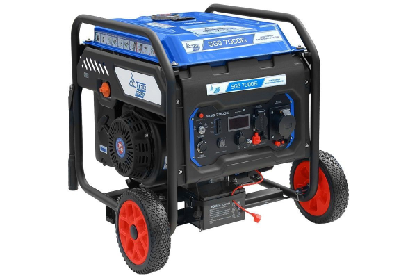 Бензиновый инверторный генератор ТСС SGG 7000Ei для дома фото