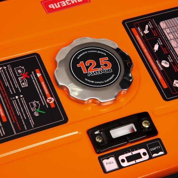 Дизельный генератор DAEWOO DDAE 11000DXE-3 DDAE 11000DXE-3 2-х тактный фото