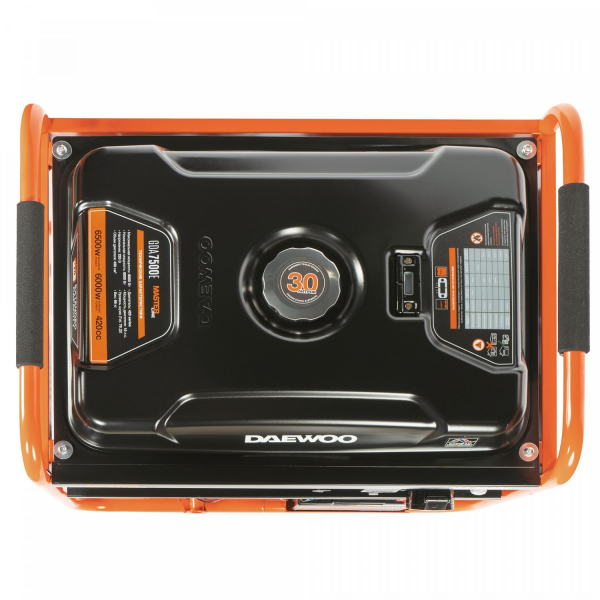 Бензиновый генератор DAEWOO GDA 7500E портативный Бензиновый генератор DAEWOO GDA 7500E портативный фото