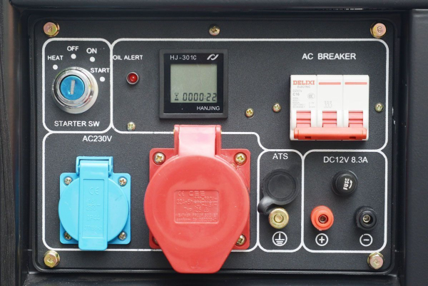 Дизельный генератор ТСС SDG 7000EH3A в кожухе МК-2.1 034168 армейский фото